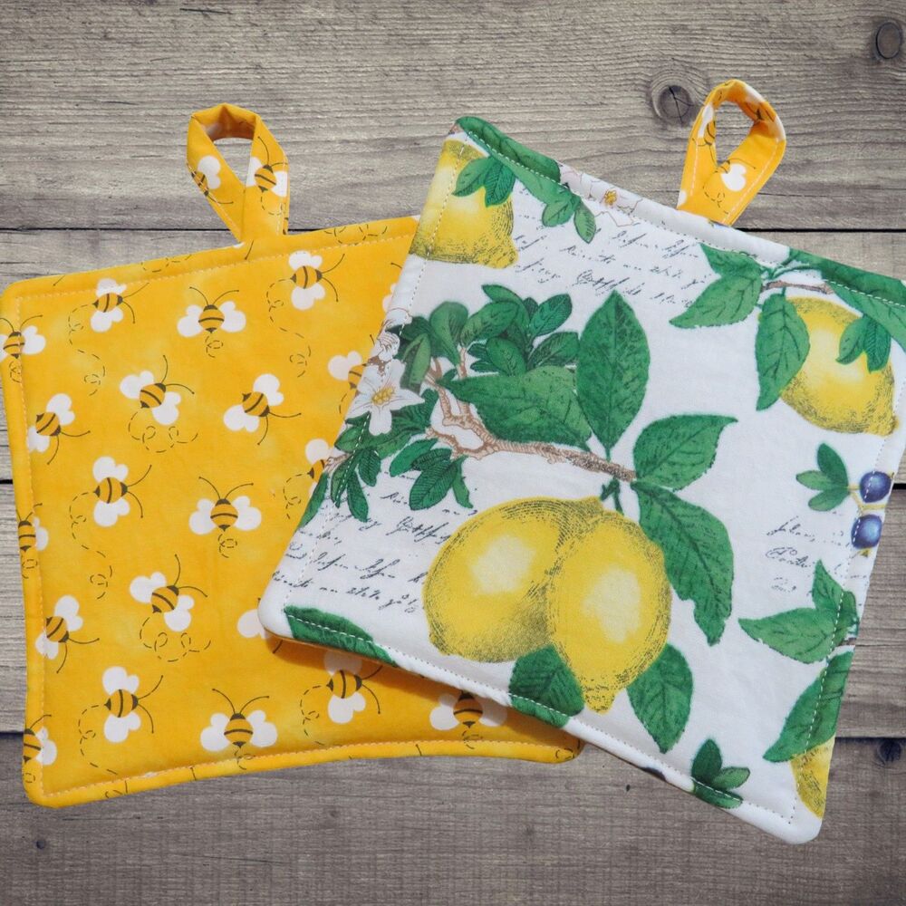 Handmade Potholder, Set of 2, Reversible Lemons and Bees Hot Pads
